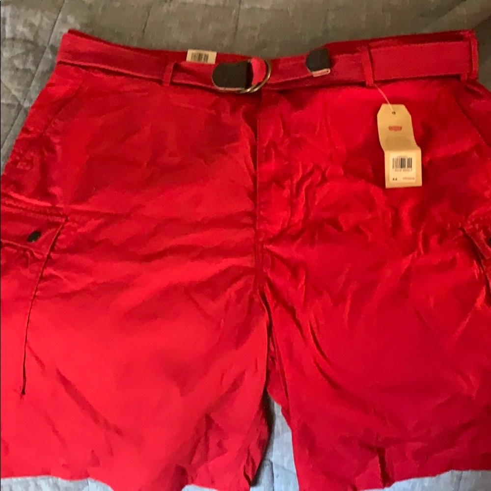 Levi’s Snap Cargo shorts